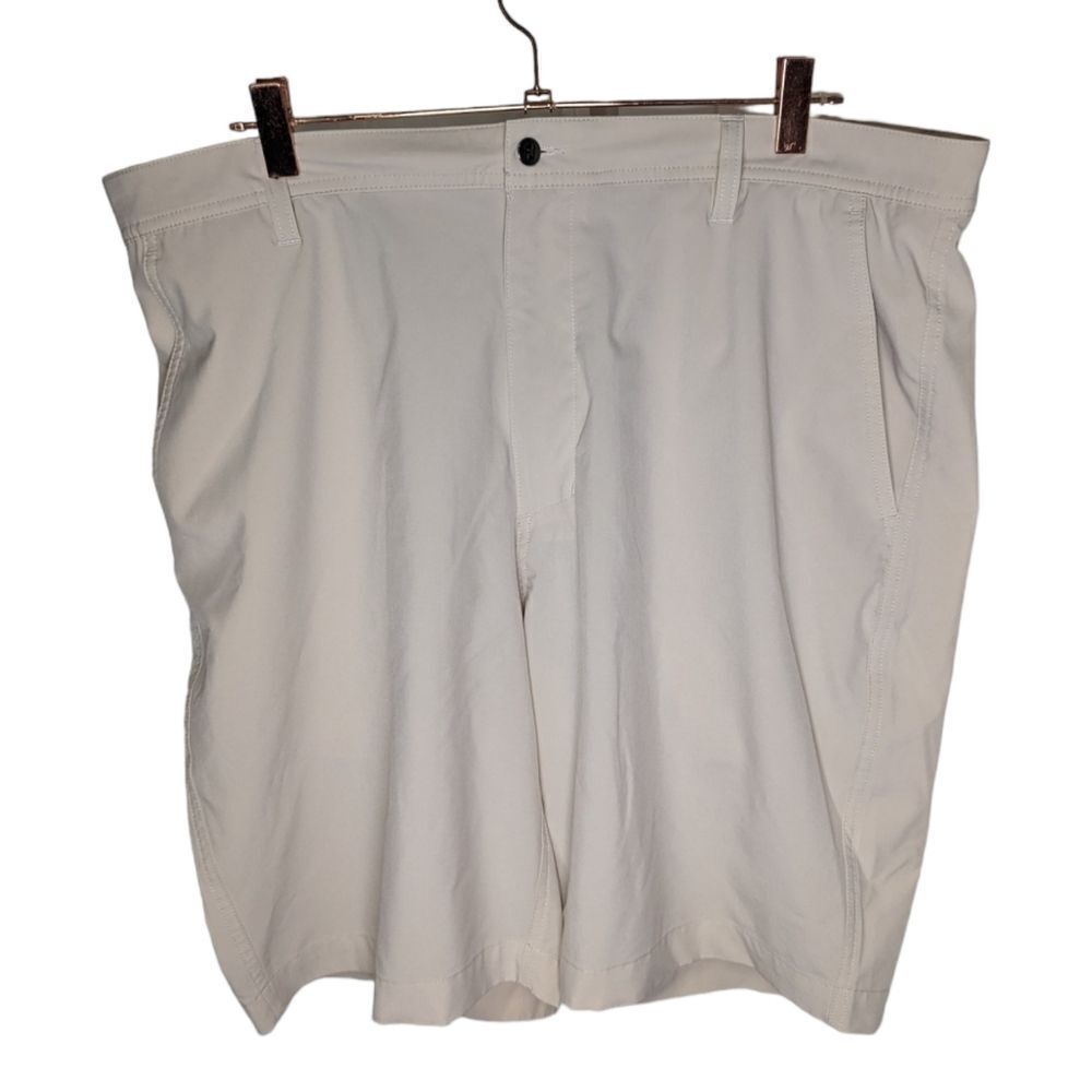 Footjoy Golf Men's Khaki Beige Shorts with Flat Front Men's Size 38 XL